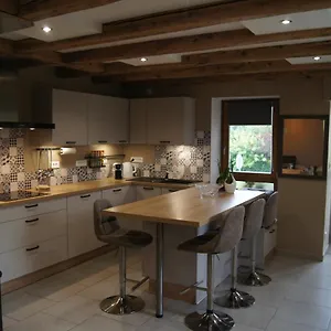 Hébergement de vacances Agréable Maison De Village Proche Frontière., Machilly